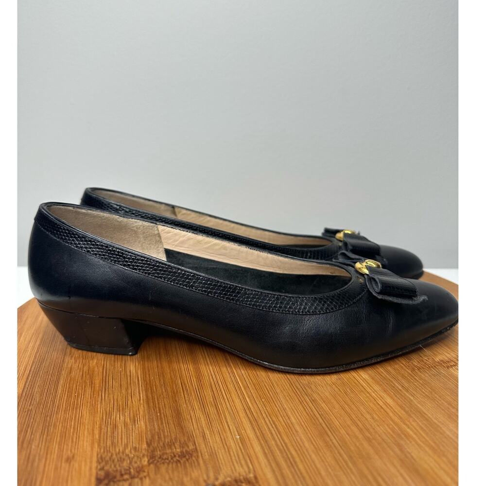 Women's Salvatore Ferragamo Boutique Black Leather Bow Classic Pumps Sz 7.5 N